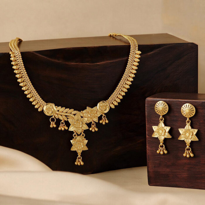 alt="floral temple necklace set gold plated"