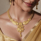alt="gold design"