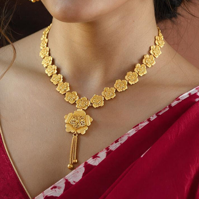 alt="royal gold plated necklace set for women"