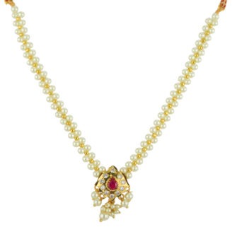 Sleek Gold Plated Pendant Necklace – Perfect for Special Occasions