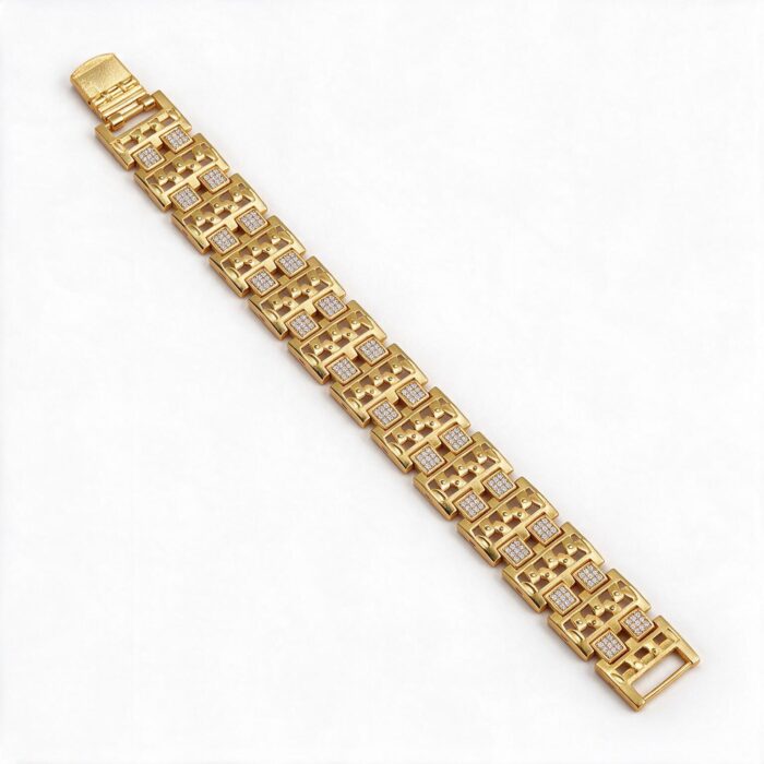 alt="link gold bracelet"