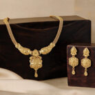 alt="gold design"