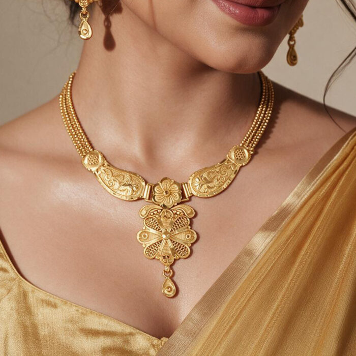 alt="filigree floral bridal necklace set gold plated"