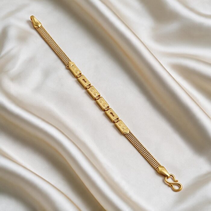 78094 -1 CR alt="textured mesh gold bracelet"