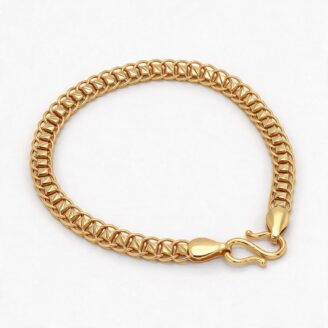 alt="curb chain gold bracelet"