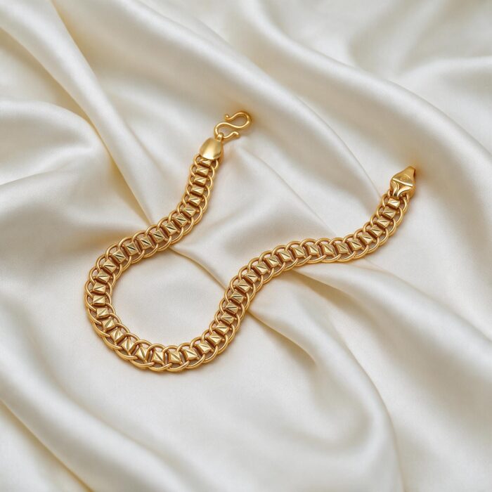 8374 CR alt="curb chain gold bracelet"