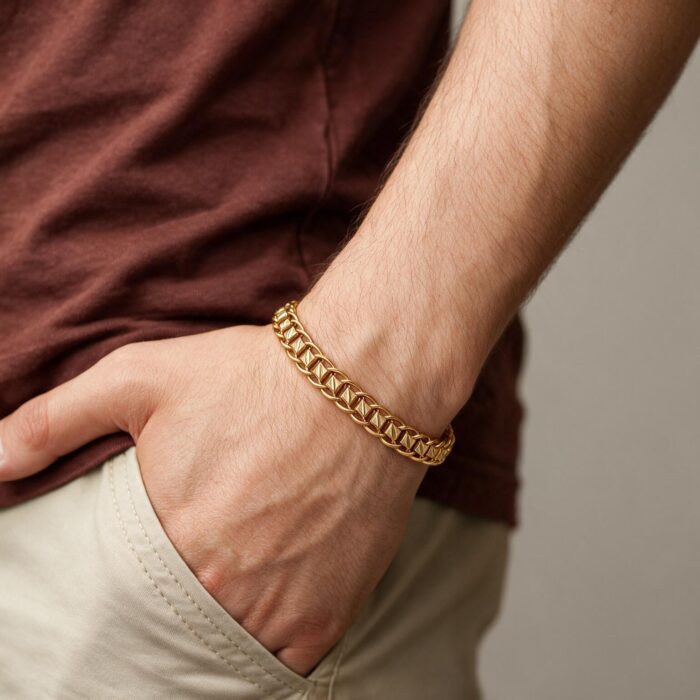 8374 MD alt="curb chain gold bracelet"