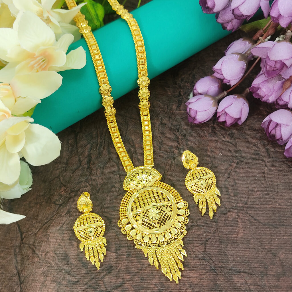 Shop the latest collection of one gram gold Necklace for women. JJM 20036 offers a perfect blend of luxury and affordability. Shop Now at Jecy Jewels!