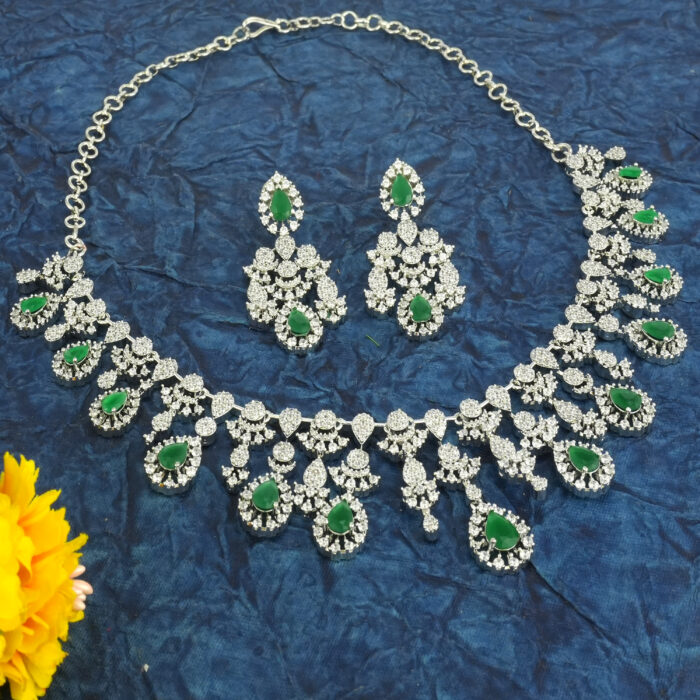 98232-Green