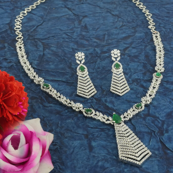 98236 -Green
